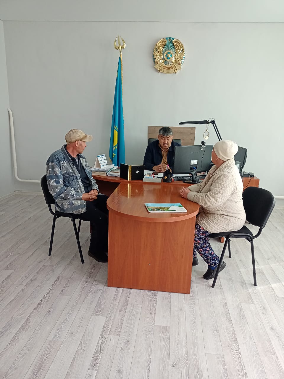 Акимом Быструшинского сельского округа Кадыровым А. проведен личный прием граждан.