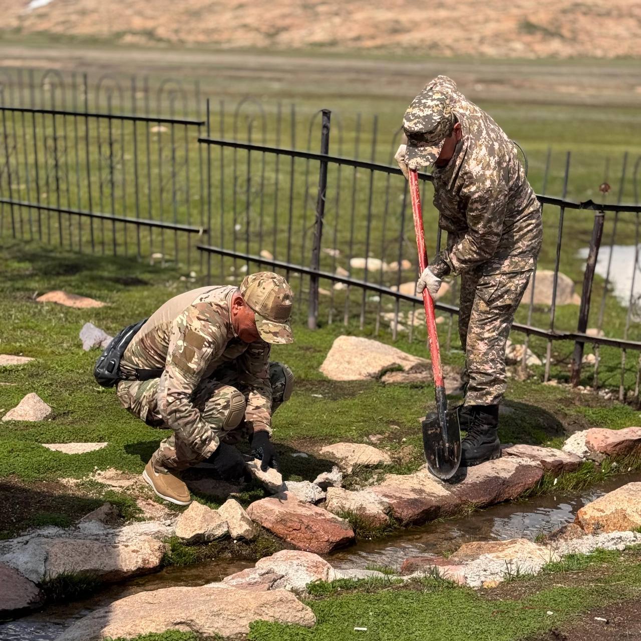 «Таза Қазақстан»: в рамках акции «Киелі мекен» было собрано 12 тонн мусора