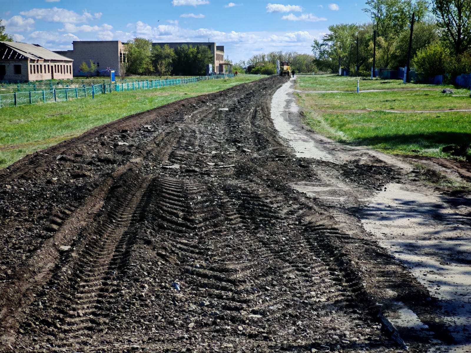 Дороги к лучшему: село Весёлый Подол обновляется