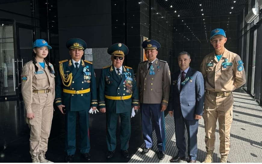 В столице состоялся военно-патриотический парад