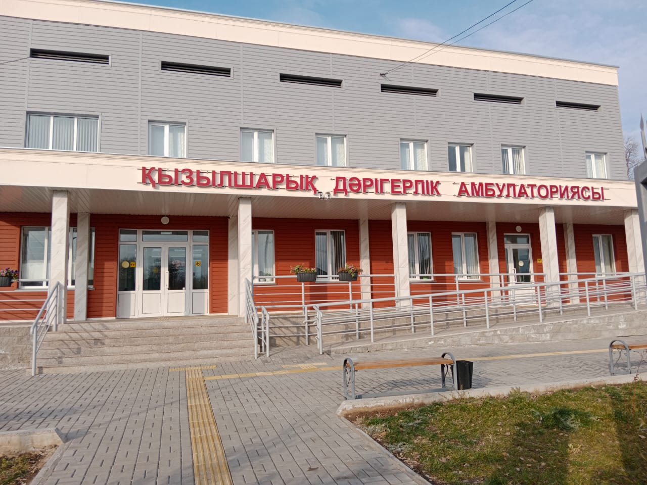 Депутаты ознакомились с качеством медуслуг в сельской местности