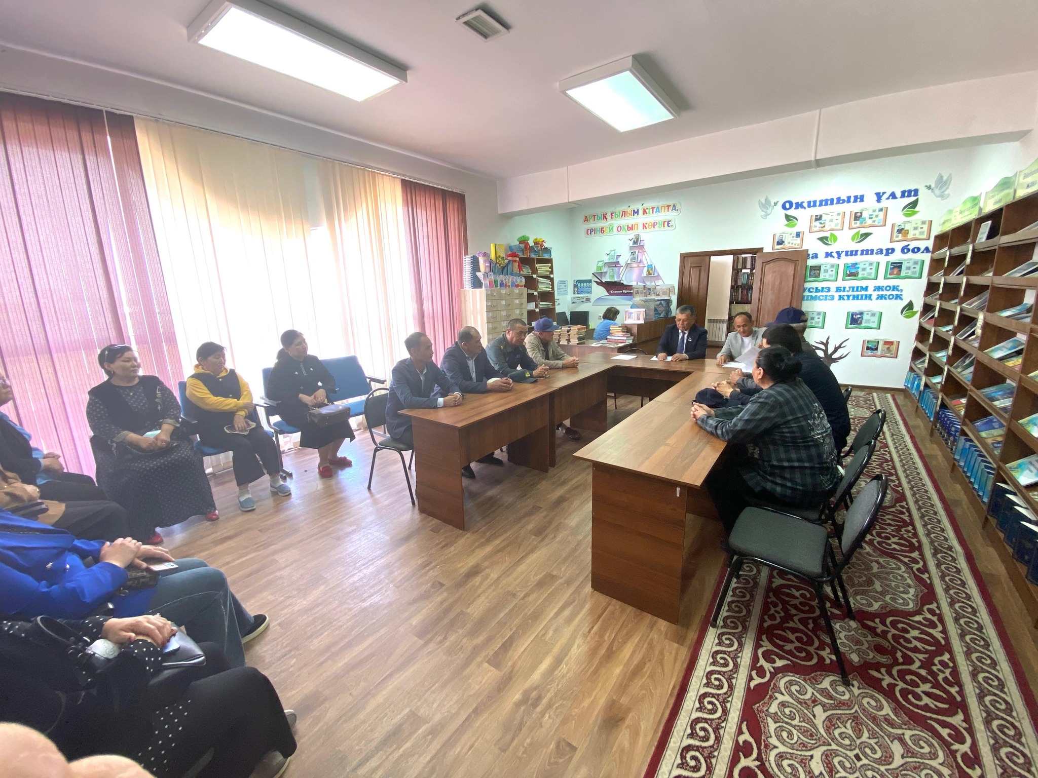 ТЕМІР АУЫЛЫНДА ТҰРҒЫНДАРМЕН КЕЗДЕСУ ӨТТІ