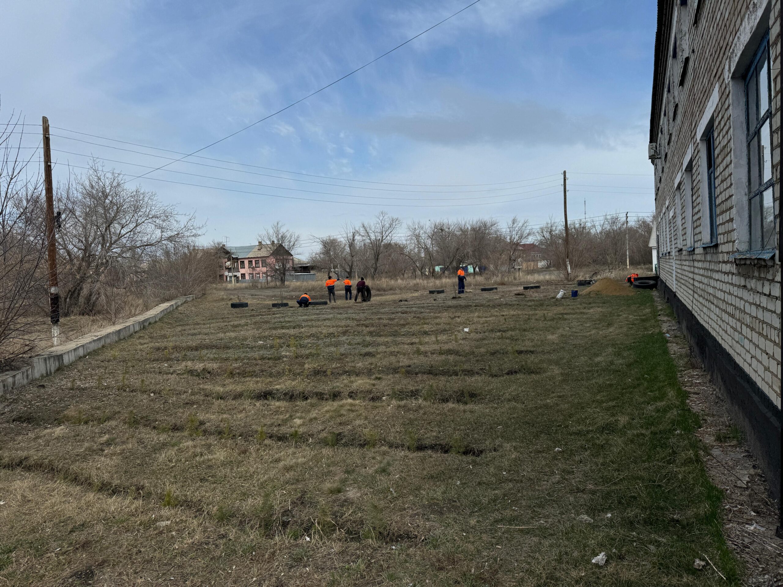 Құсмұрын станциясындағы ТББ ұжымының сенбілігі