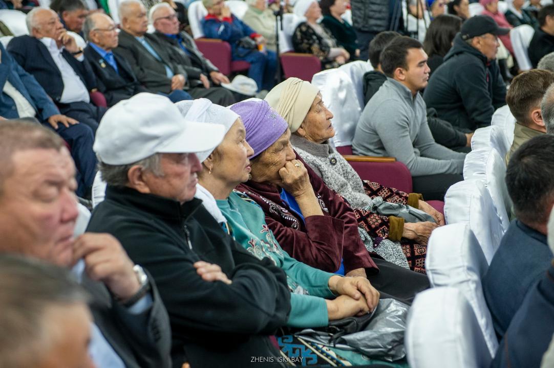 В области Жетісу прошла первая в этом году встреча акима области с населением