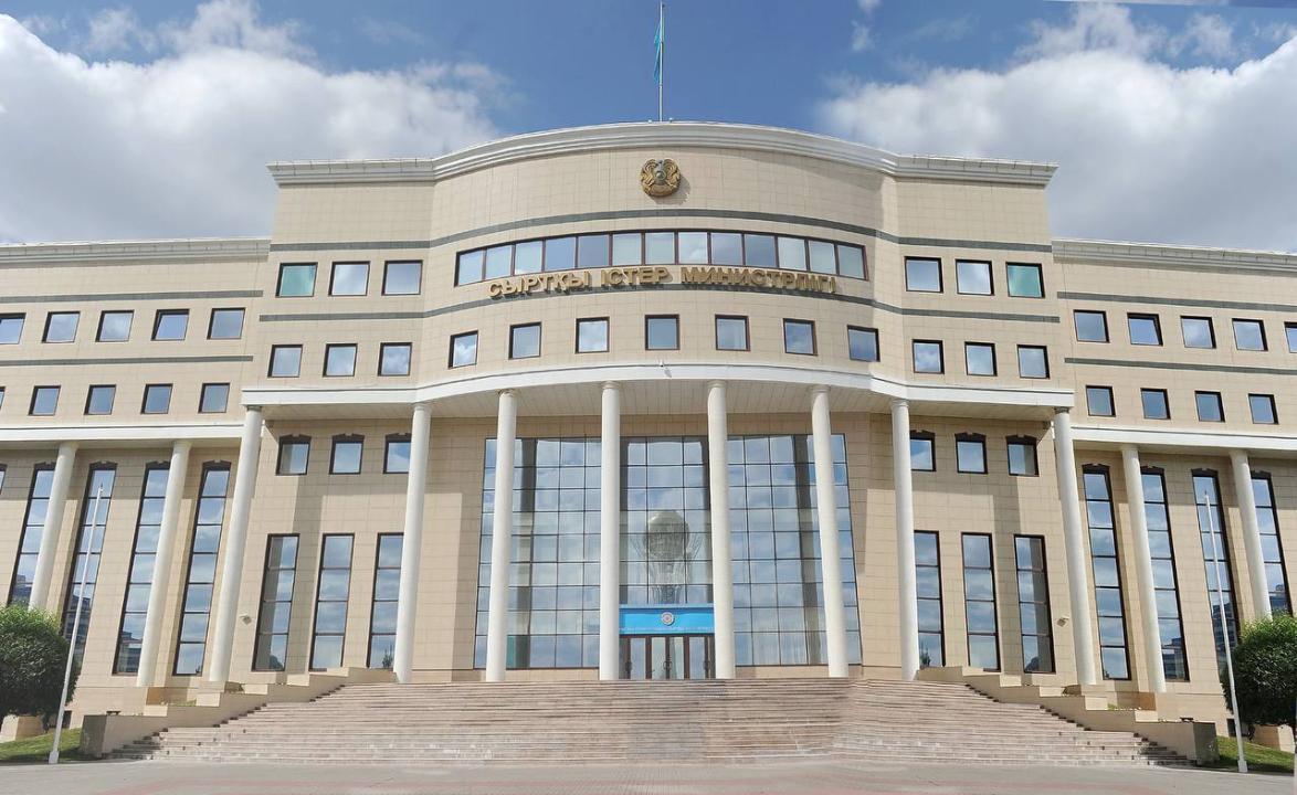 Казахстан укрепляет позиции как региональный инвестиционный хаб: «золотая виза», стратегические проекты и рост доверия со стороны бизнеса