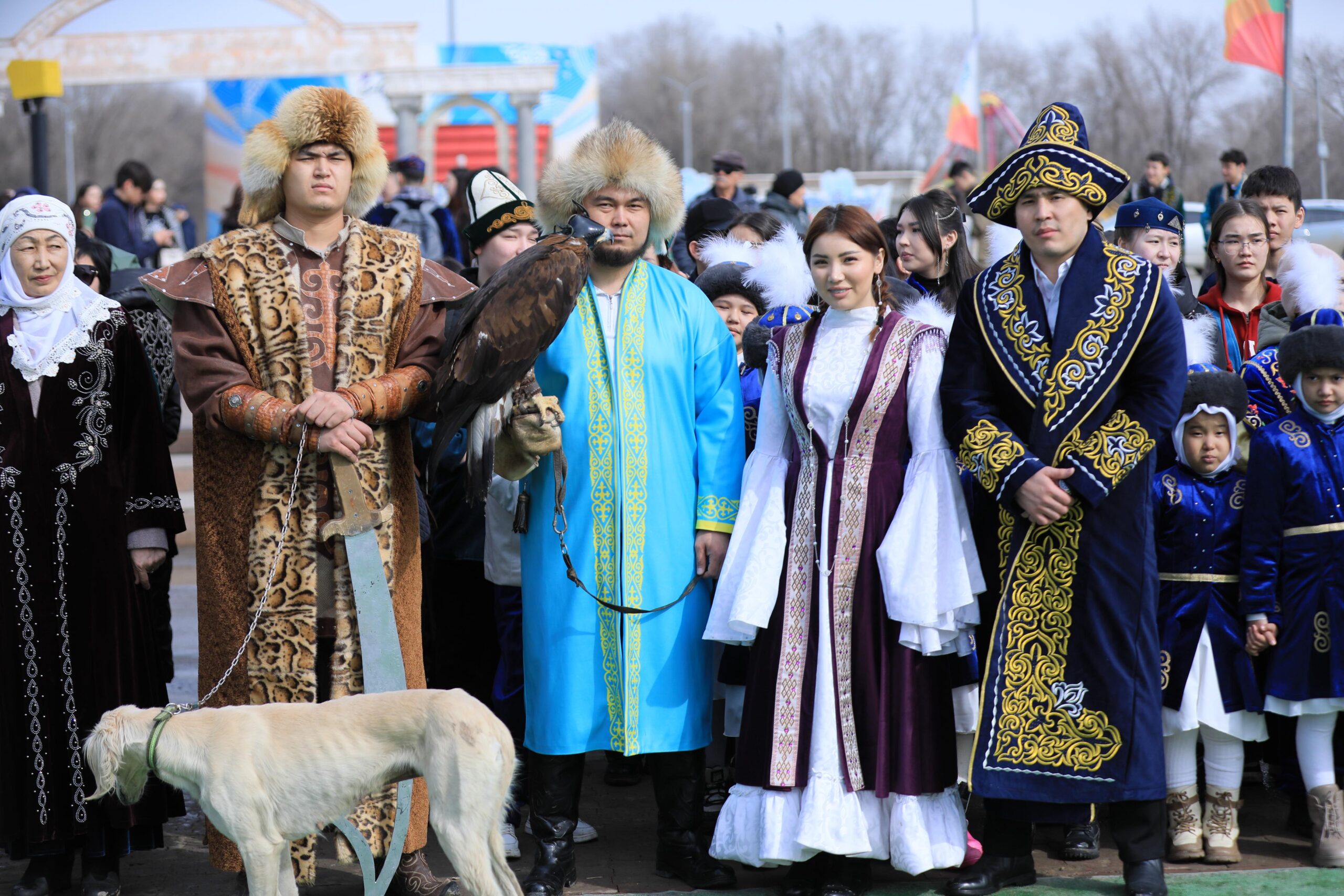 18 наурыз – Қазақстанда Ұлттық киім күні ретінде атап өтілетін ерекше мейрам. Бұл күн қазақтың дәстүрлі мәдениетін жаңғыртып, ұлттық киімнің маңыздылығын насихаттауға бағытталған.