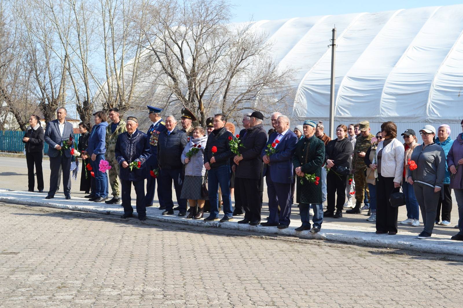 Вахта памяти «Біздің көшелер – батырлар есімімен» – «Улицы носят имена Героев»
