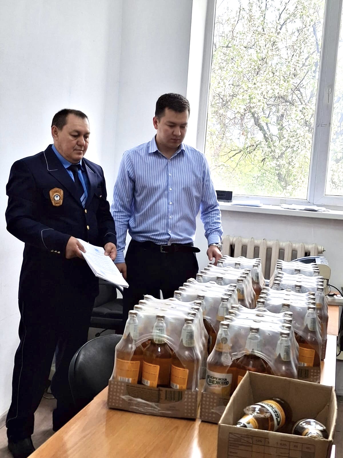 Конфискованные вино-водочные изделия переданы в акимат Аксуского района
