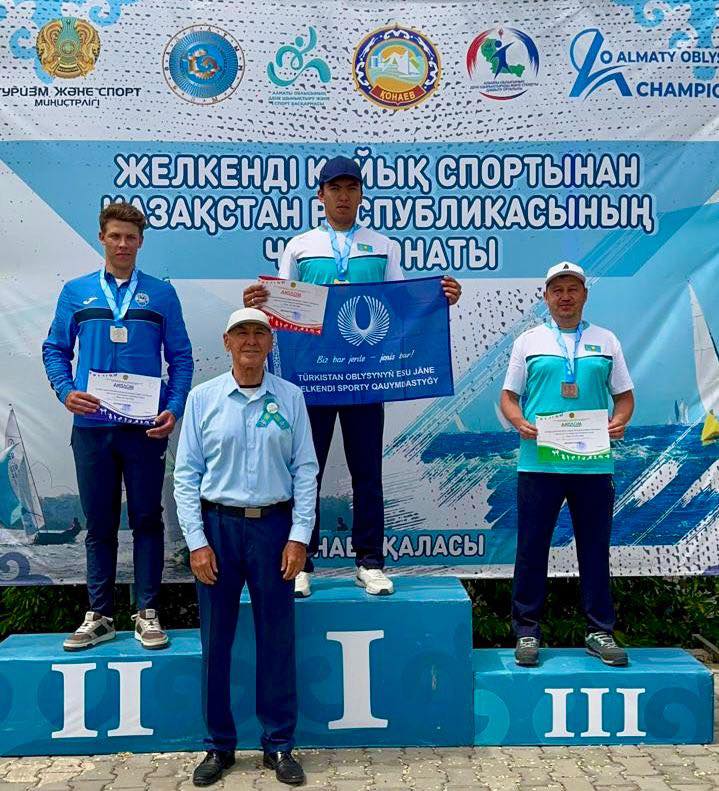 МАСТЕРА ПАРУСНОГО СПОРТА ТУРКЕСТАНСКОЙ ОБЛАСТИ ВЫСТУПИЛИ НА ЧЕМПИОНАТЕ КАЗАХСТАНА
