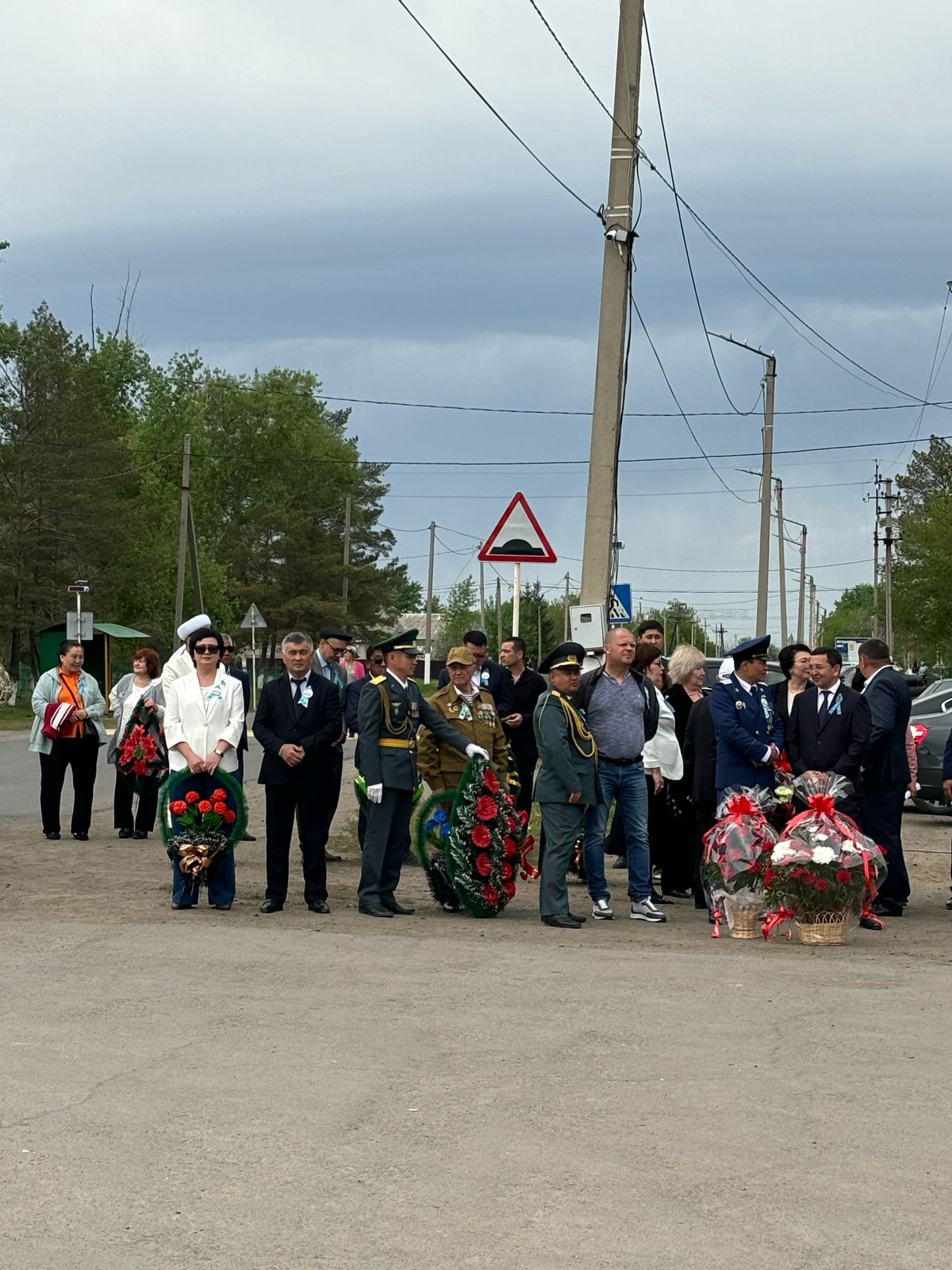 Церемония возложения венков