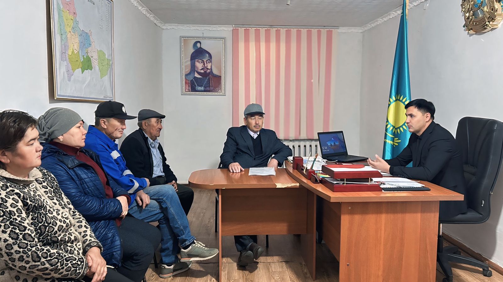 Жергілікті қоғамдастық отырысы өтті