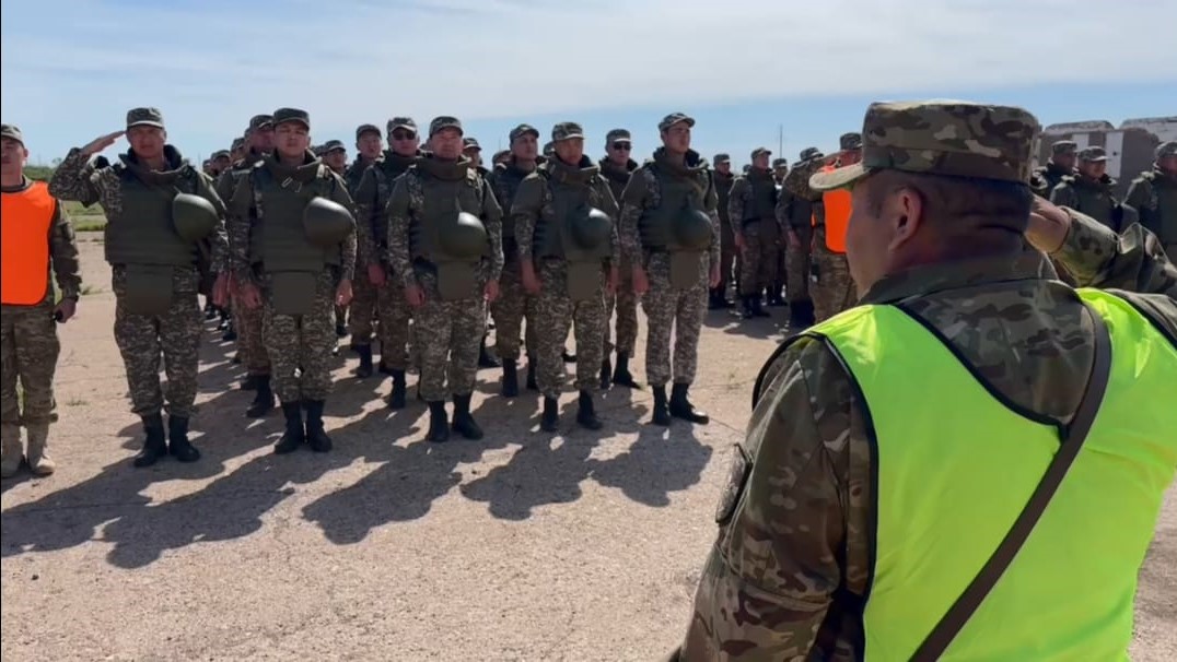 В Астане в рамках завершения десятидневных сборов с военнообязанными прошло тактико-специальное учение.