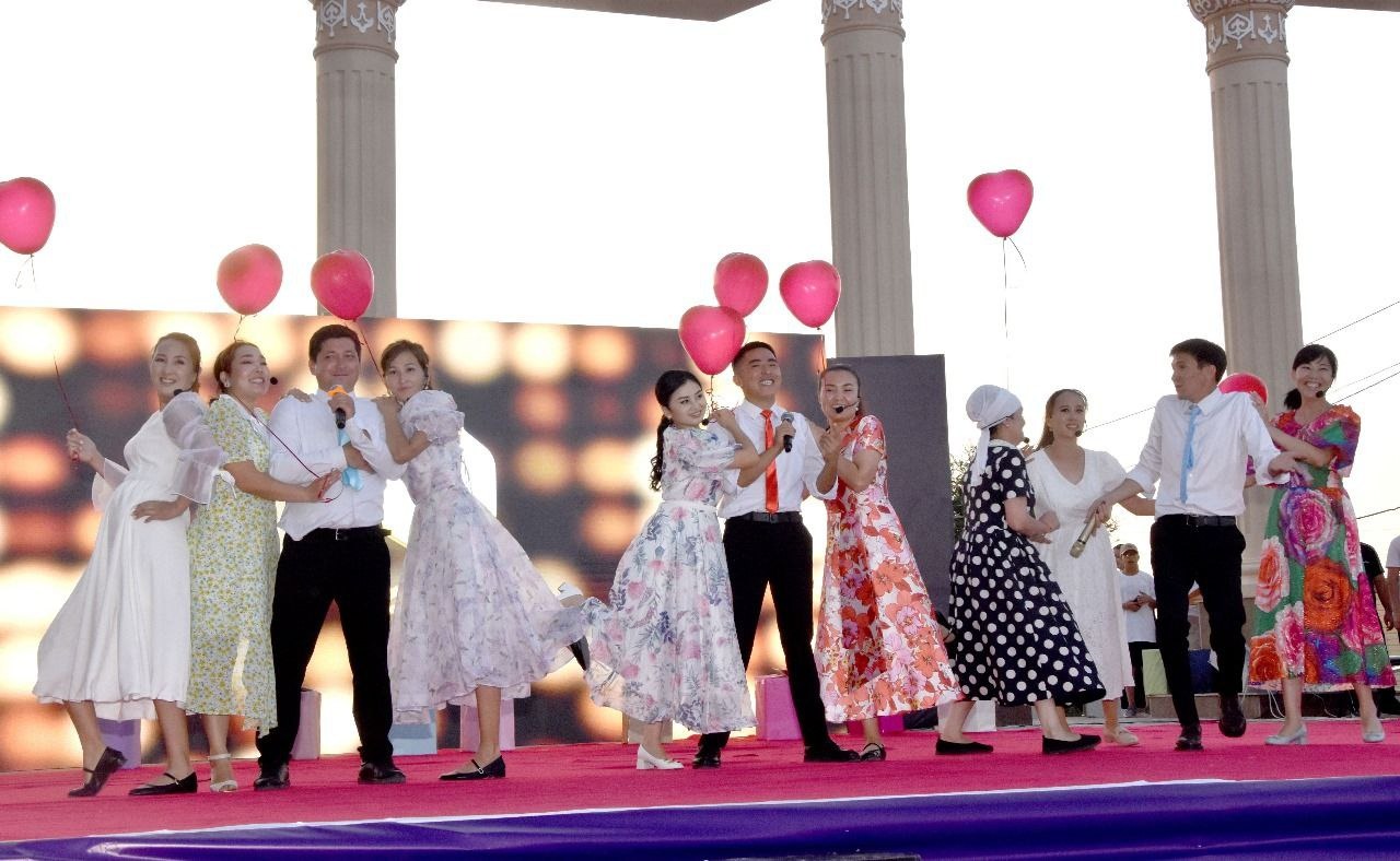 ВЕСЕЛЫЙ ВЕЧЕР В АУЛЕ