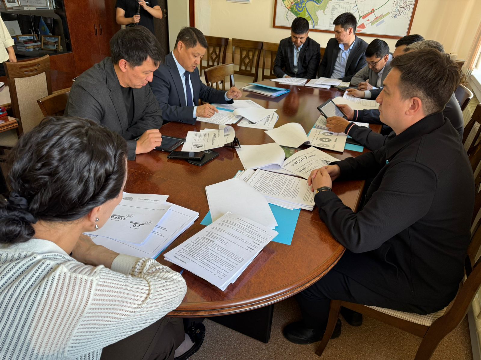 В Уральском городском маслихате состоялось заседание постоянной комиссии по экономике, бюджету и финансовым вопросам
