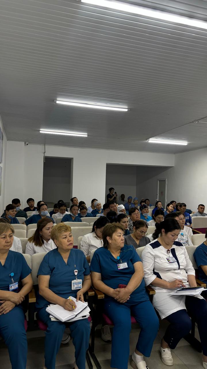 🔰 ОРДАБАСЫ: ДЕПАРТАМЕНТ ВСТРЕТИЛСЯ С КОЛЛЕКТИВОМ ЦЕНТРАЛЬНОЙ РАЙОННОЙ БОЛЬНИЦЫ ПО СОБЛЮДЕНИЮ ТРЕБОВАНИЙ ТРУДОВОГО ЗАКОНОДАТЕЛЬСТВА