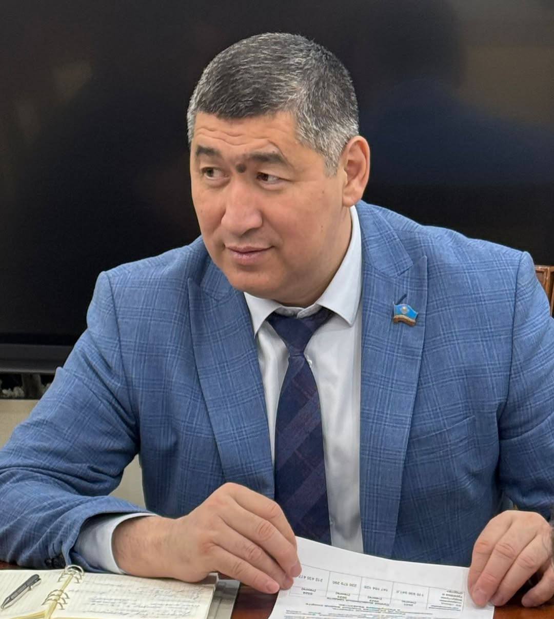 Состоялся личный прием граждан с участием председателя Комитета по делам спорта и физической культуры Руслана Есеналина