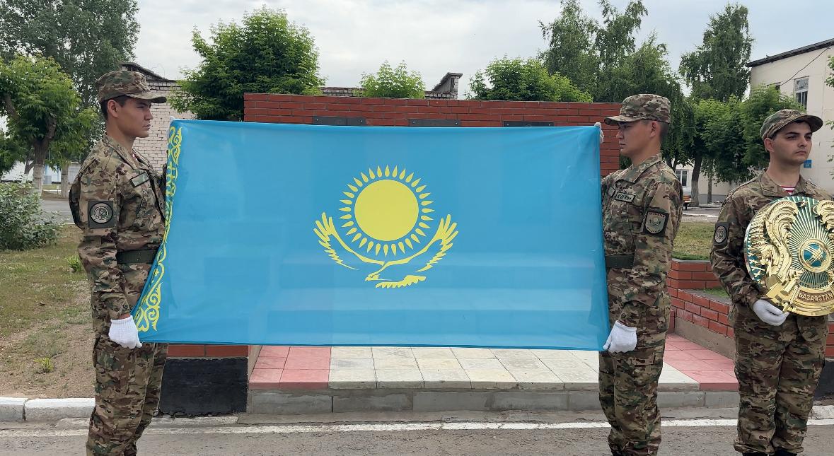 Молодежный патриотической флешмоб “Рәміздер рухы”