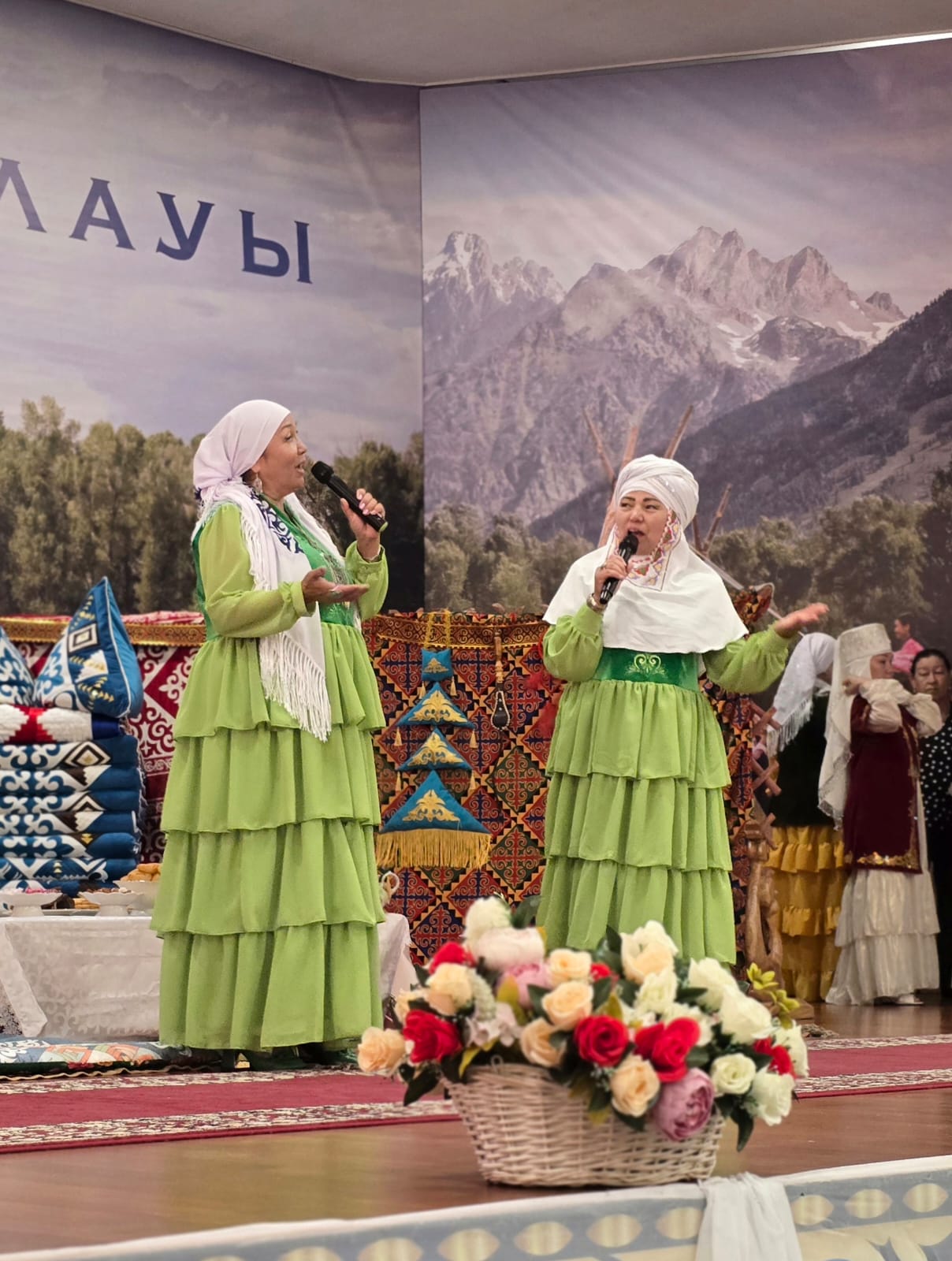 В РАЙОНЕ АЛЬ-ФАРАБИ ПРОШЁЛ КОНКУРС «ӘЖЕЛЕР БАЙҚАУЫ»