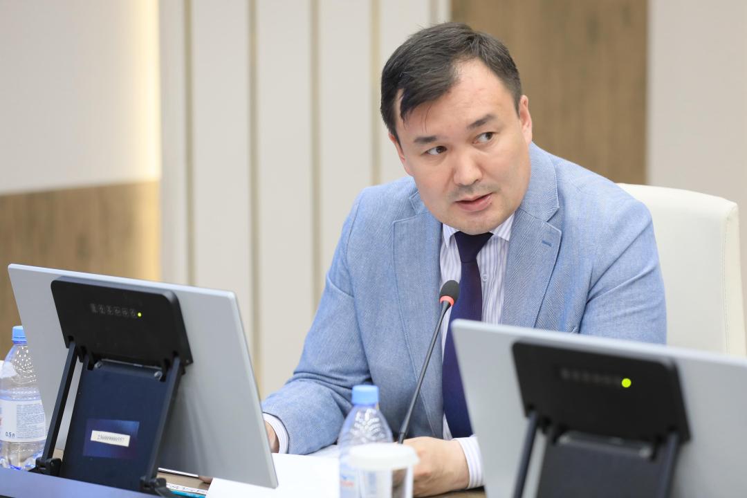 В Актюбинской области обсудили меры по развитию и поддержке отечественных производителей