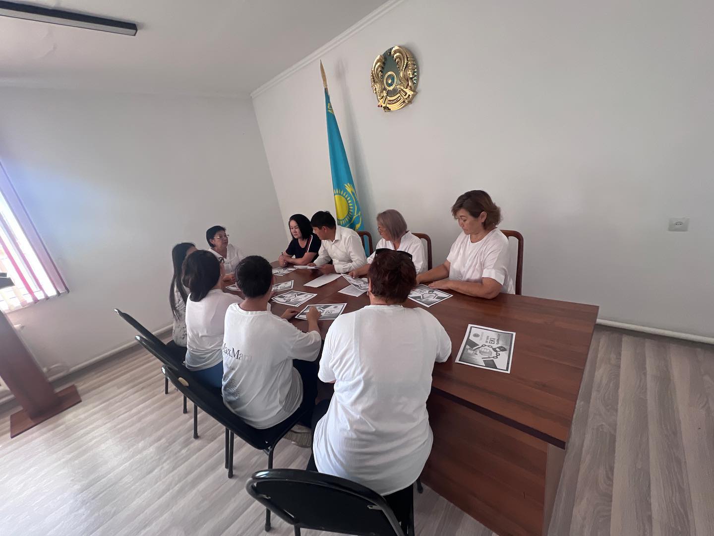 круглый стол на тему ”Формирование антикоррупционной культуры“,” Оказание государственных услуг”
