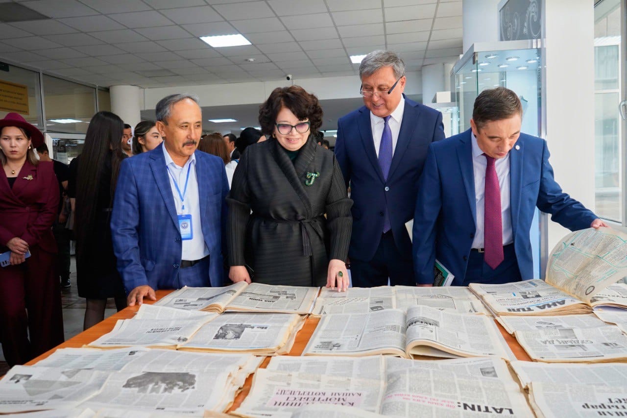 Проведено торжественное мероприятие, посвящённое 35-летию газеты «Ана тілі»