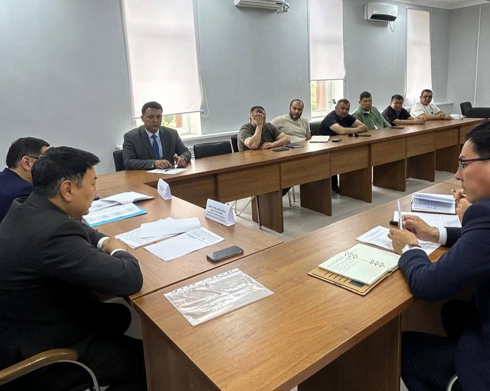 РАССМОТРЕН ВОПРОС КАРЬЕРОВ.