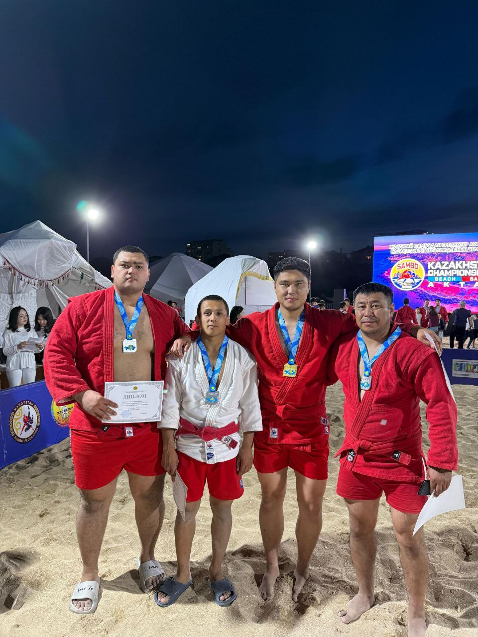 Гвардейцы завоевали призовые места на чемпионате Казахстана по пляжному самбо