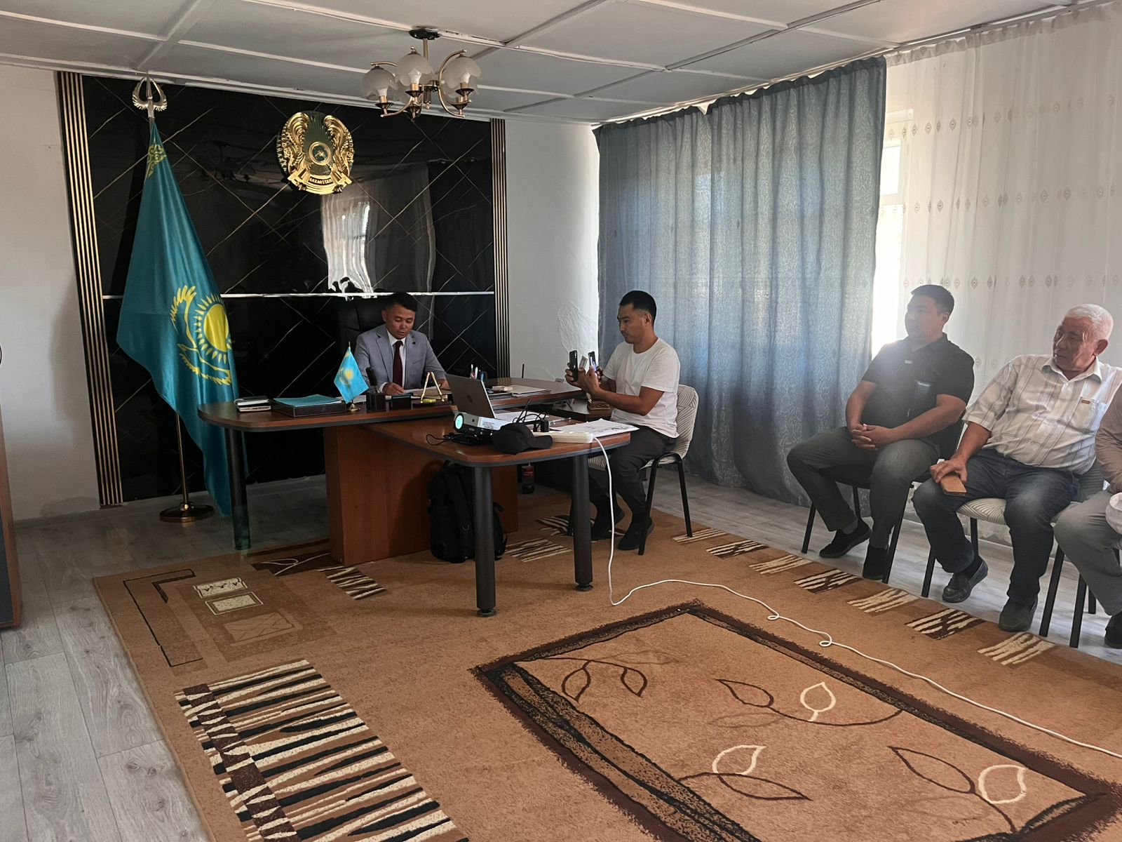 В селе Жанама прошли общественные слушания