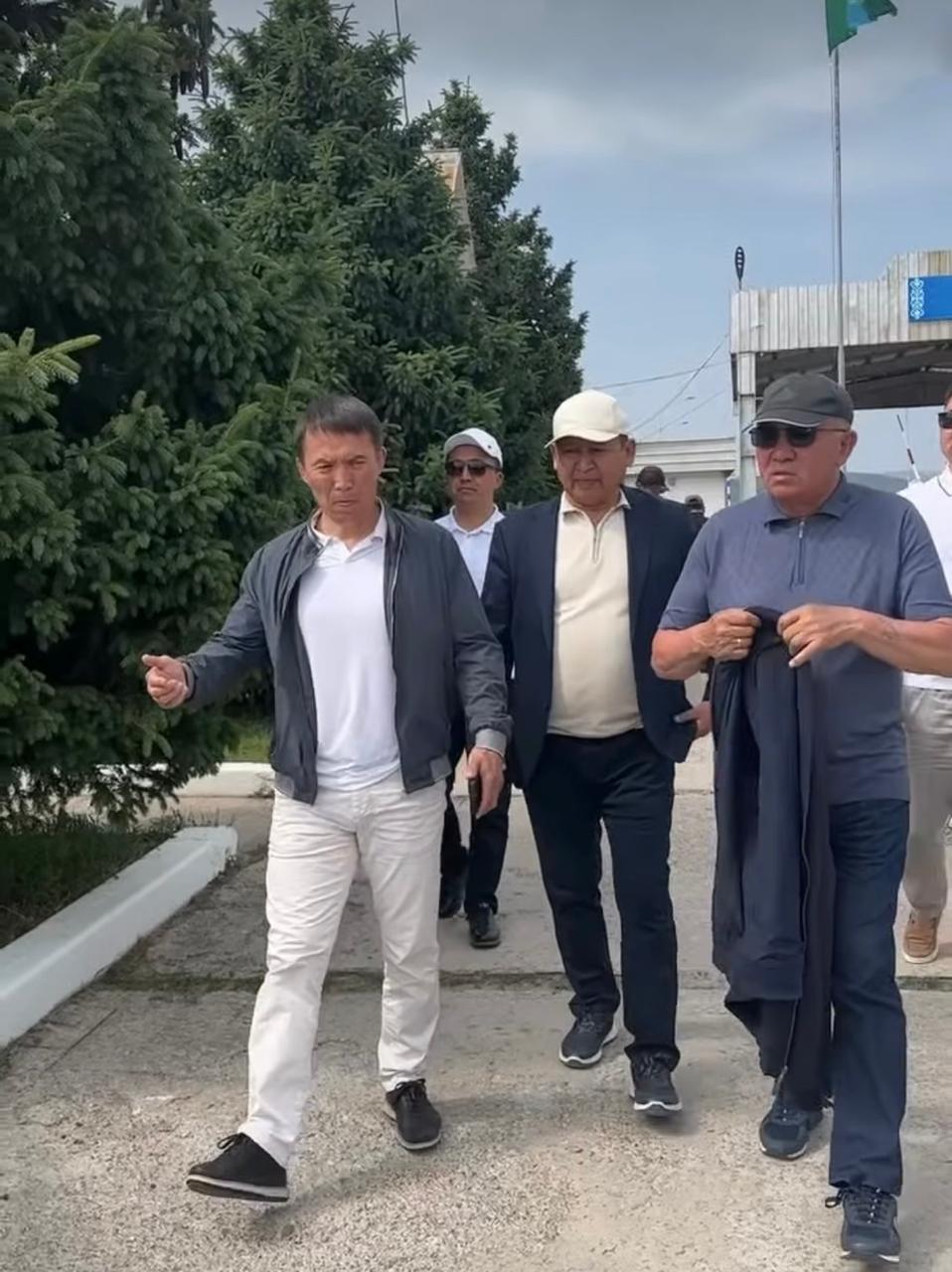 Визит депутатов парламента в Кегенский район