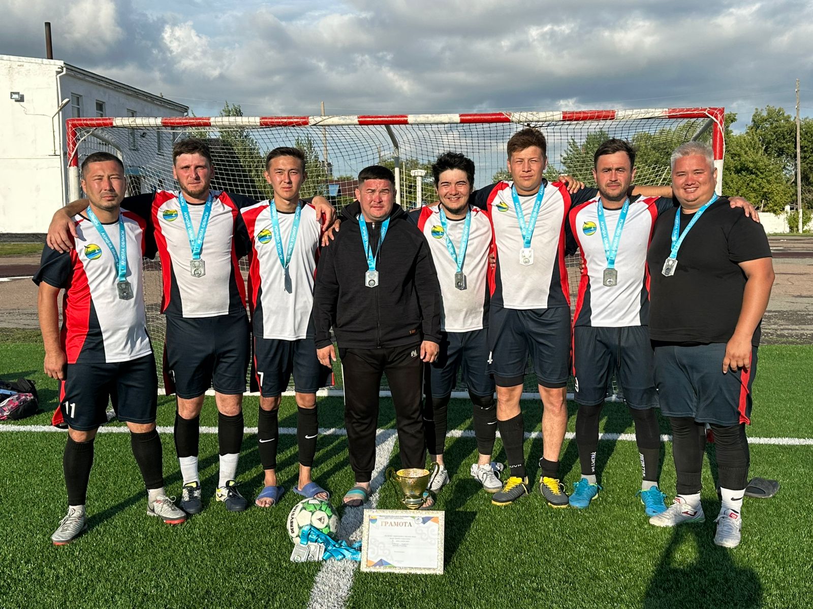 Команда Зерендинского района – серебряный призёр чемпионата Акмолинской области по мини-футболу!