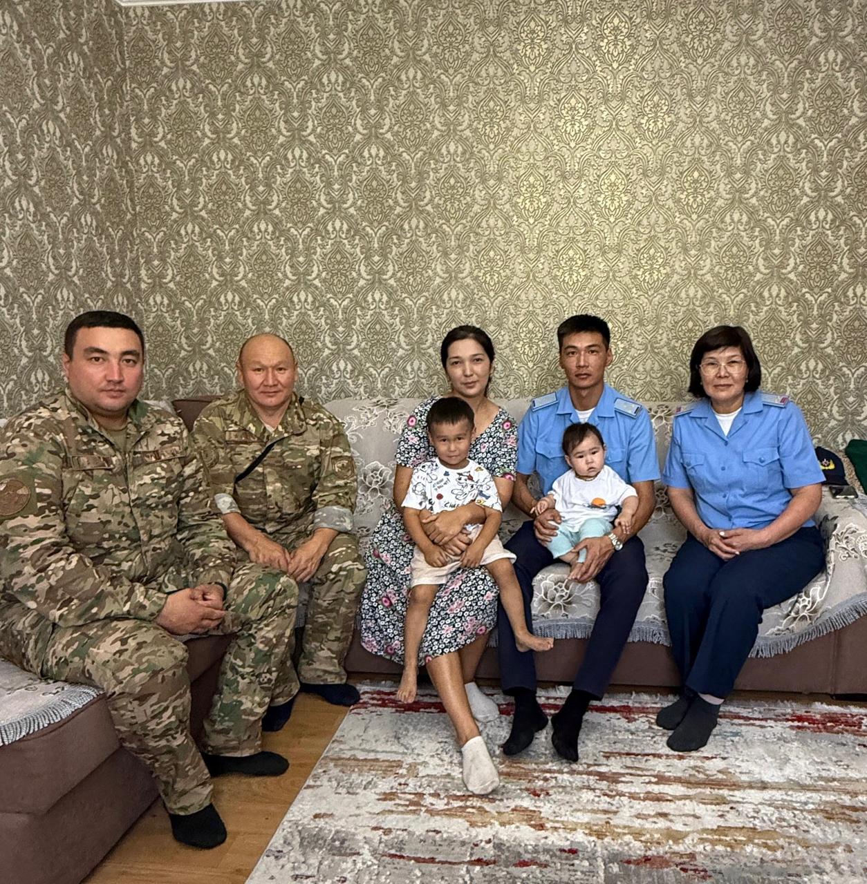 Семья — опора службы: в Енбекшиказахском районе провели встречи с родными спасателей