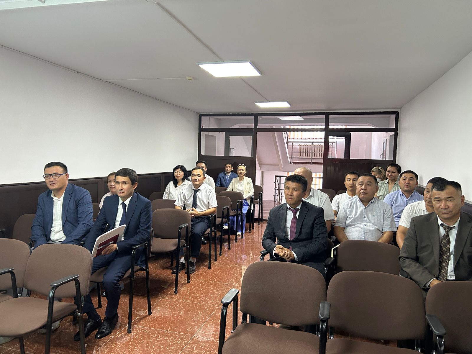ПРОДОЛЖАЕТСЯ ПРАВОВОЕ ОБУЧЕНИЕ