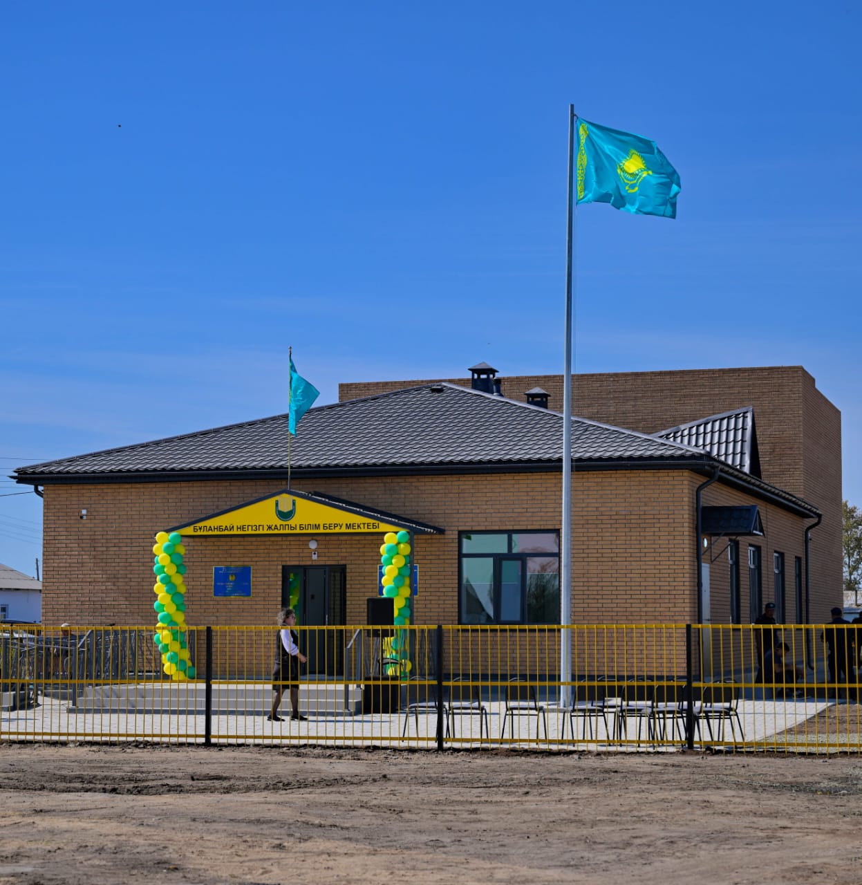 Сегодня в селе Буланбай Иртышского района открыли новую школу