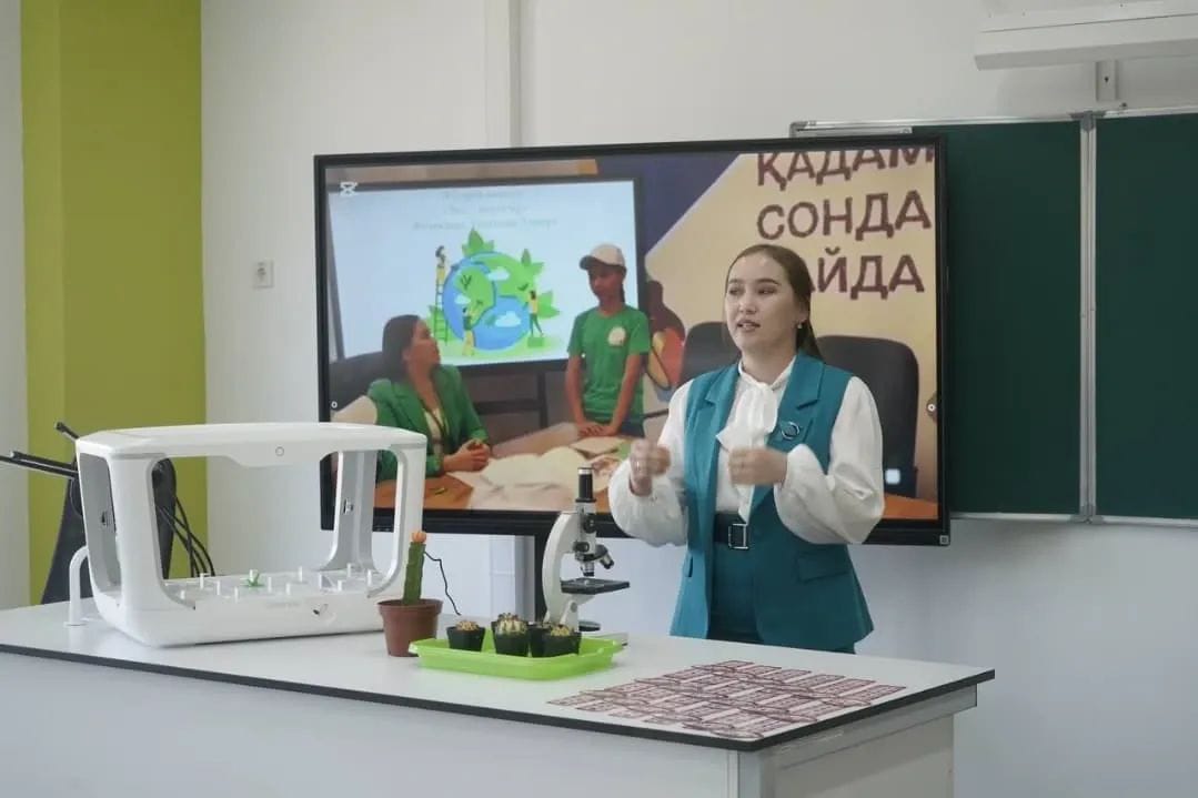 КЕЛЕШЕК МЕКТЕПТЕРІ: В школе, построенной в рамках нацпроекта, прошел пресс-тур