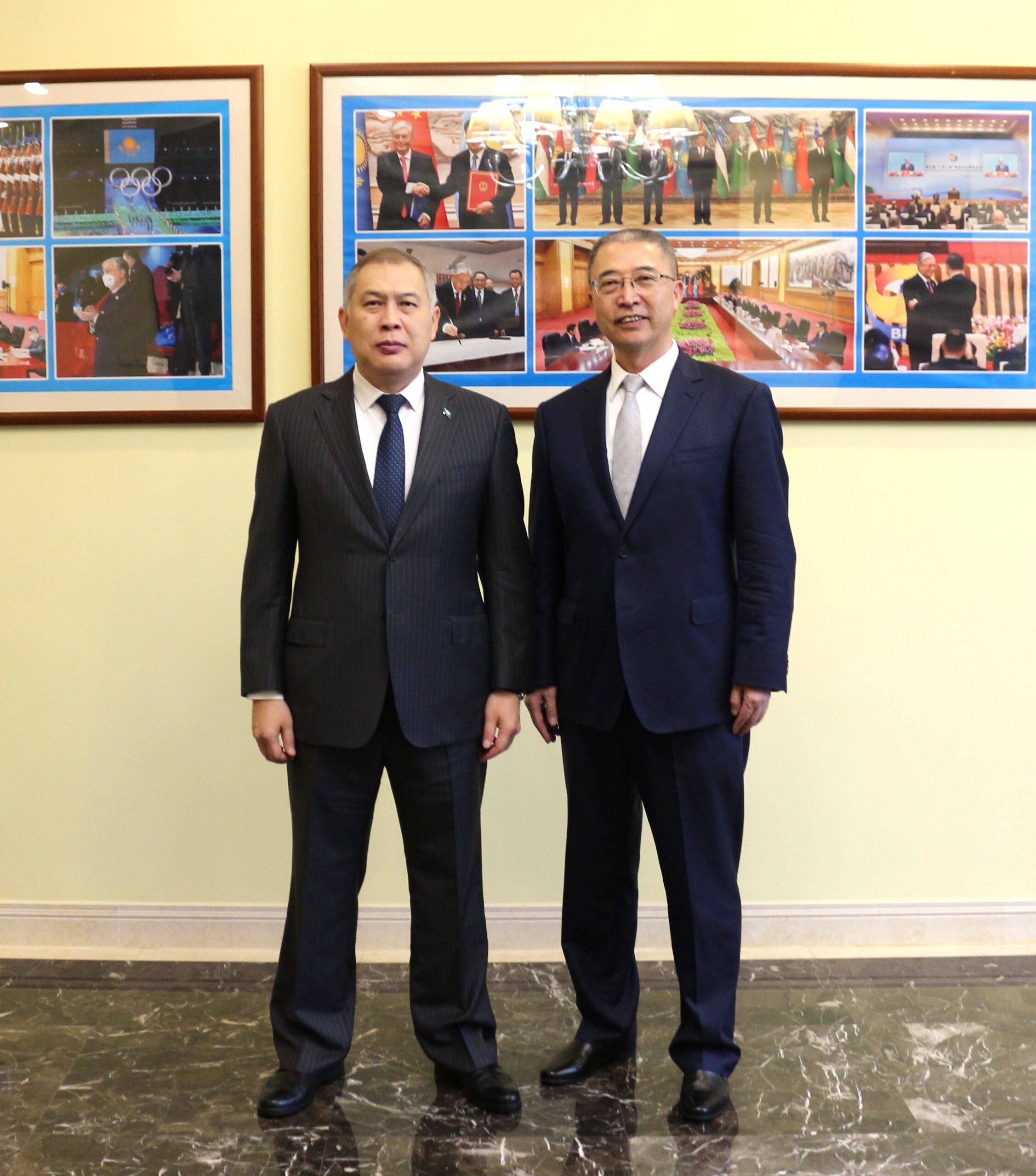Посол Казахстана в Китае Ш.Нурышев встретился с руководством «Zijin Gold International»