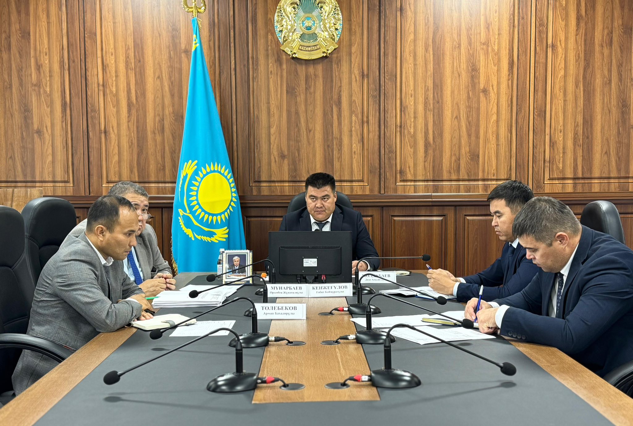 Қоғамдық жобалар мен әдеп мәселелері күн тәртібінде