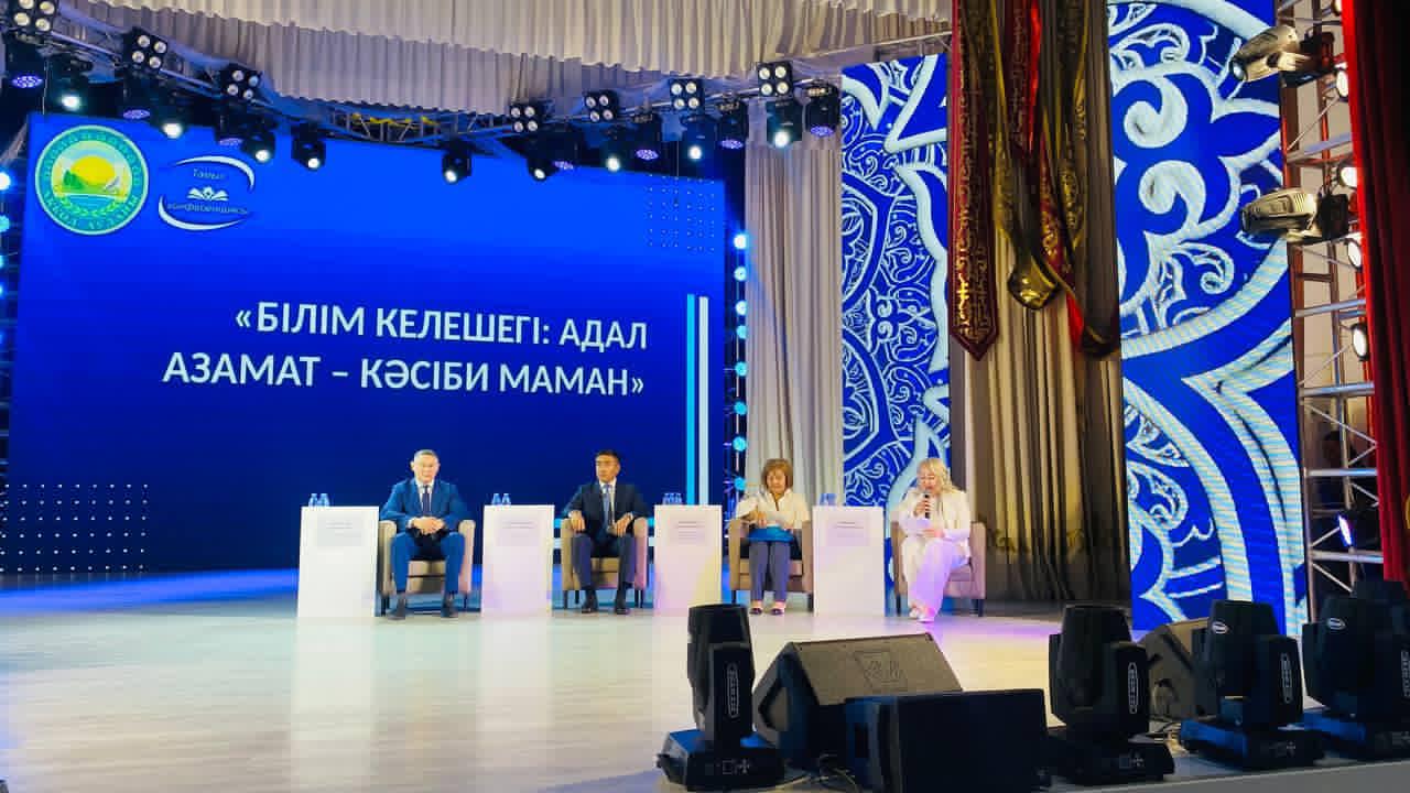 Руководитель Департамента по обеспечению качества в сфере образования Акмолинской области О.Каппасов принял участие в августовском совещании организаций образования, которое состоялось 27 августа 2025 года в Аккольском районе.