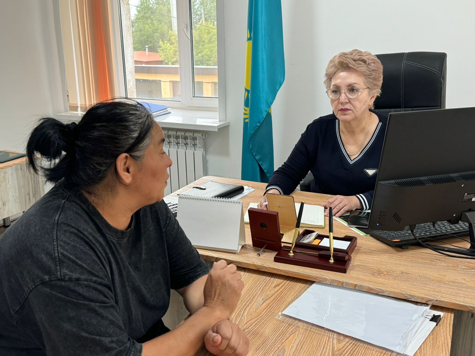 Согласно графика депутат Жаксынского районного маслихата Бралина А. Д. провела прием граждан