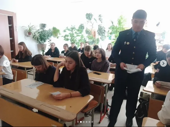 В рамках проекта «Еңбегі адал – жас өрен» участники Федоровского отделения МЧС провели встречу с учащимися 9–11 классов.