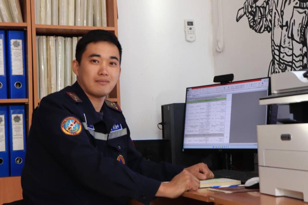 30 лет — путь длиною в жизнь: история ровесника МЧС Әли Омарова