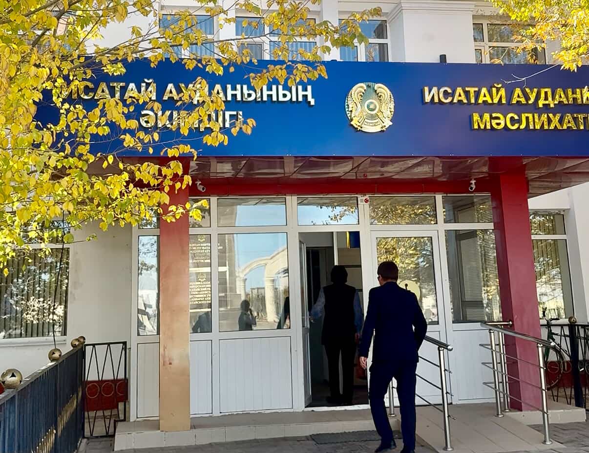 Проведена общественная приемная для жителей Жанбайского, Нарынского, Аккистауского сельского округа Исатайского района Атырауской области в рамках акции «Бесплатная юридическая помощь» по правовым вопросам