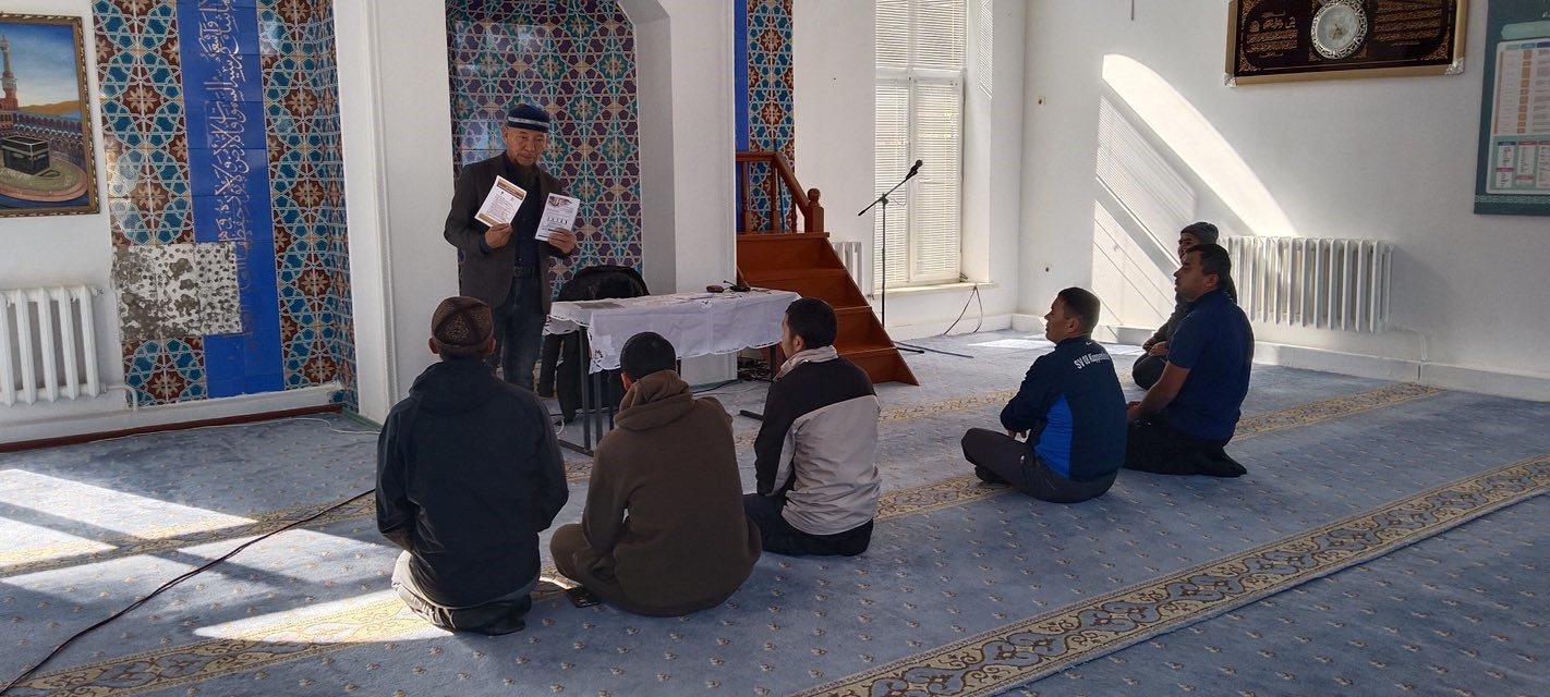 В МЕЧЕТИ” БАЙТЕРЕК ” БЫЛ РАСПРОСТРАНЕН ИНФОРМАЦИОННЫЙ МАТЕРИАЛ