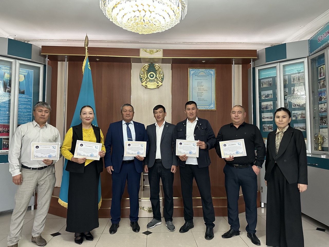 С ДНЕМ РЕСПУБЛИКИ!