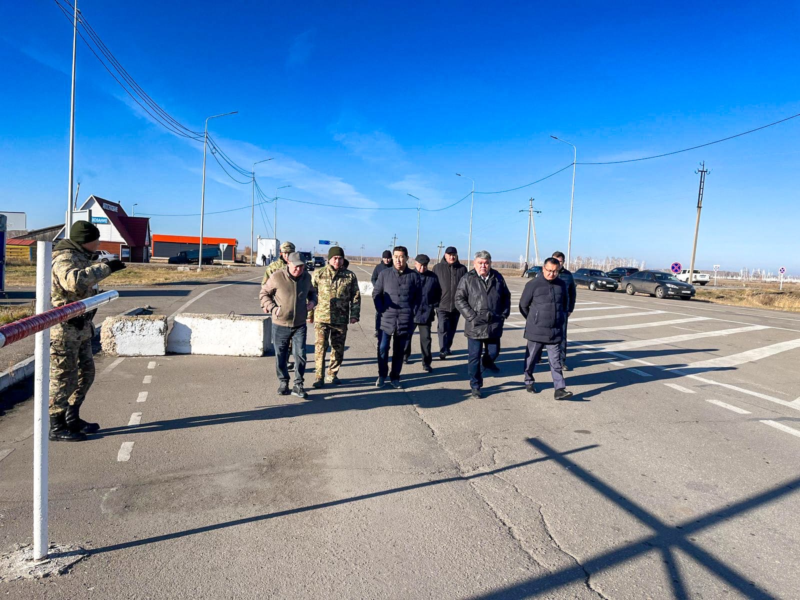 Айдарбек Сапаров проинспектировал работу фитосанитарного контрольного поста «Каракога»