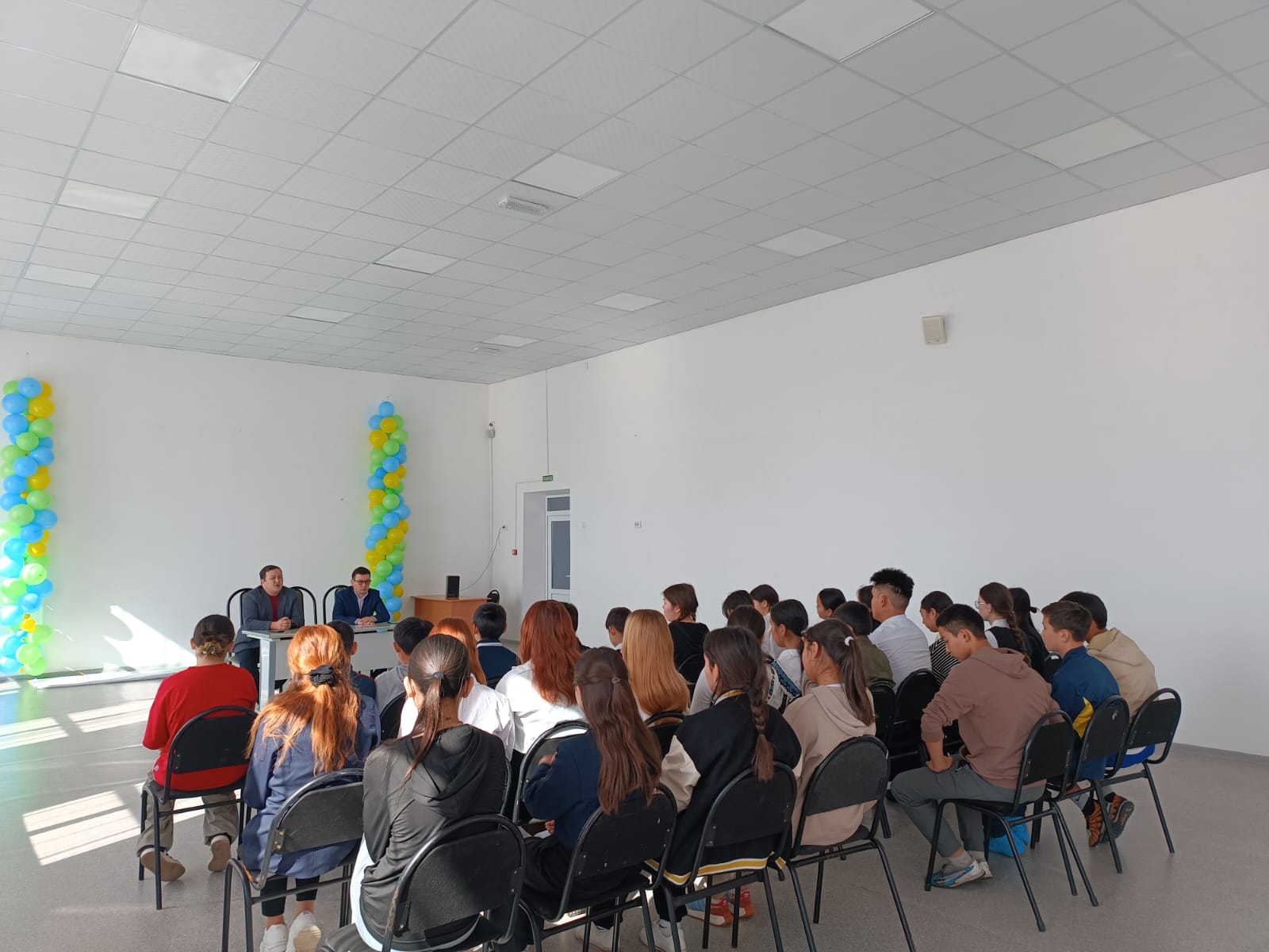 ВСТРЕЧА С МОЛОДЕЖЬЮ В СЕЛЕ МҰЗБЕЛ