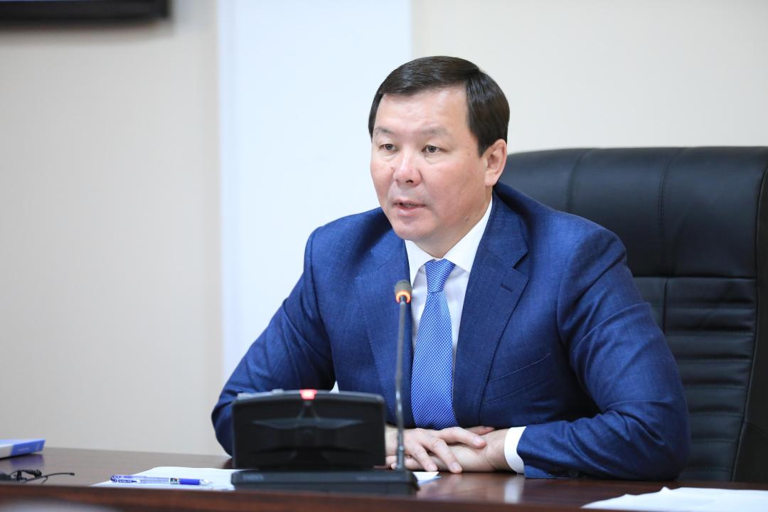 Асхат Шахаров поделился планами развития региона на сессии маслихата