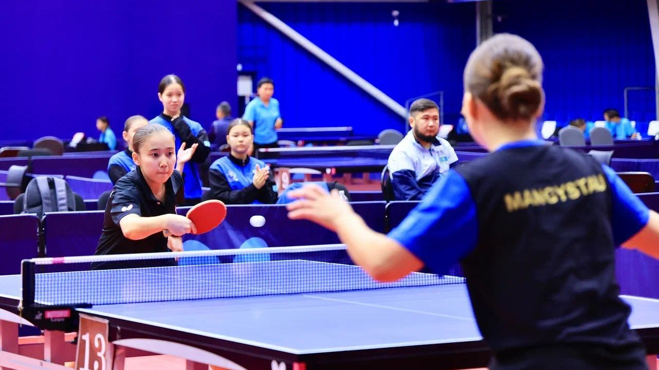 270 спортсменов соревнуются в Караганде на юношеском чемпионате страны по настольному теннису