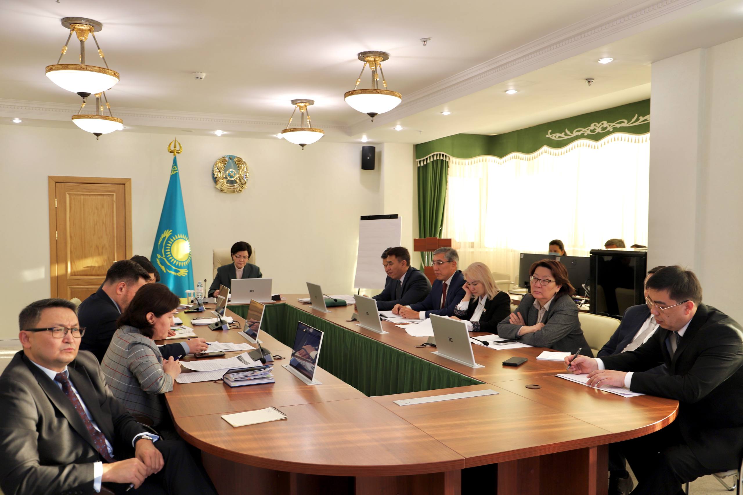 В Минтруда обсудили работу ННЦ развития сферы соцзащиты и результаты конкурса лучших социальных работников и проектов