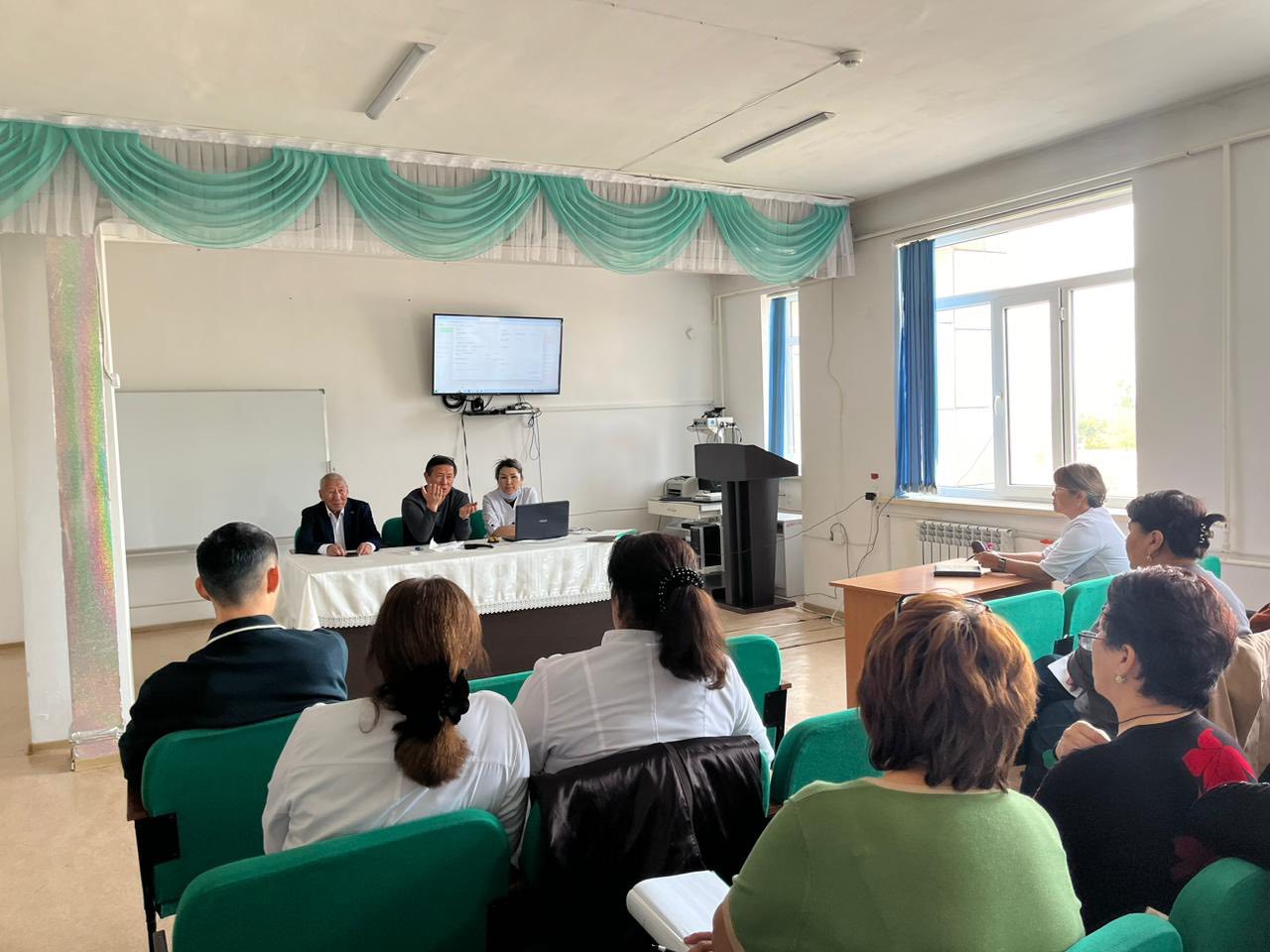 Специалисты областного центра онкологии и хирургии провели выездную работу в Шуском районе