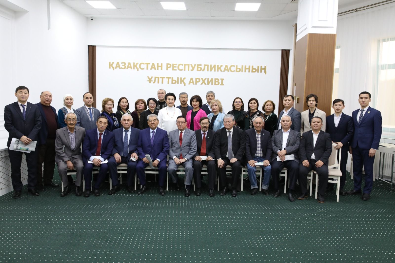 Ценное наследие Шерхана Муртазы передано в Национальный архив